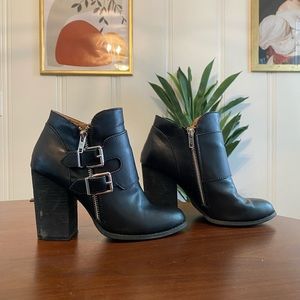 Urban Outfitters Ankle Boots